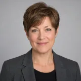 Vivian Strand